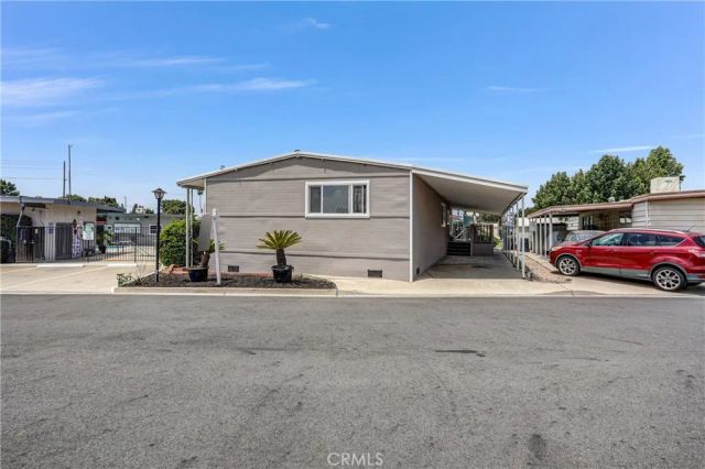 2755 Arrow 25, La Verne, CA 91750