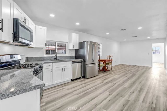 2755 Arrow 25, La Verne, CA 91750