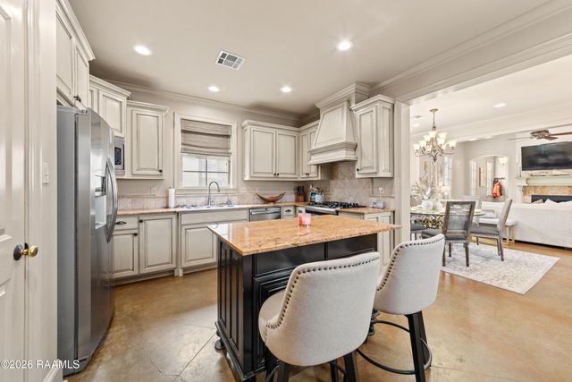 413 Harbor Road, Youngsville, LA 70592