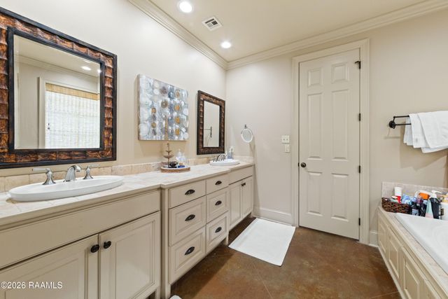 413 Harbor Road, Youngsville, LA 70592