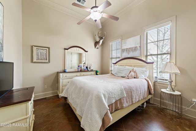 413 Harbor Road, Youngsville, LA 70592