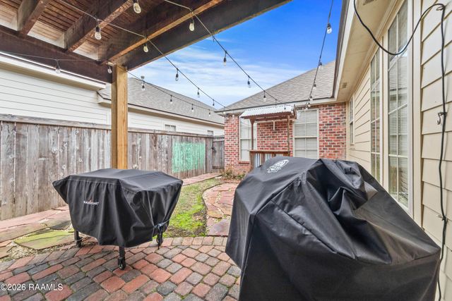 413 Harbor Road, Youngsville, LA 70592