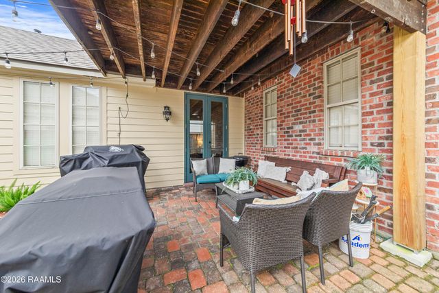 413 Harbor Road, Youngsville, LA 70592