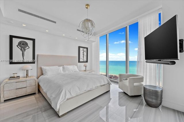 17901 COLLINS 604, Sunny Isles Beach, FL 33160