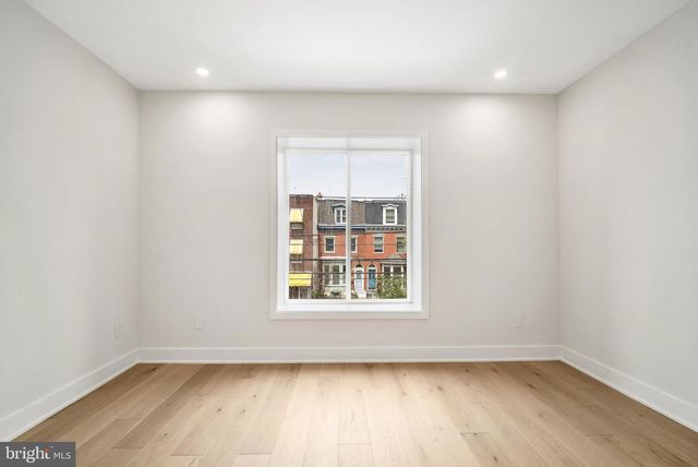 2218 BAINBRIDGE ST, Philadelphia, PA 19146
