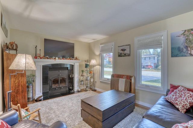 367 Prairie RUN, Grafton, WI 53024