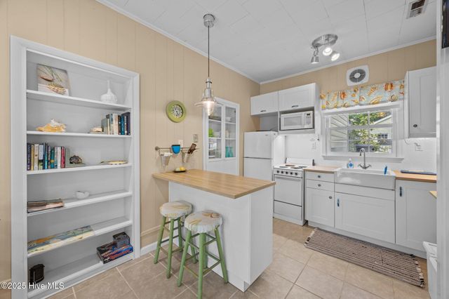 215c Battleground Avenue, New Bern, NC 28560