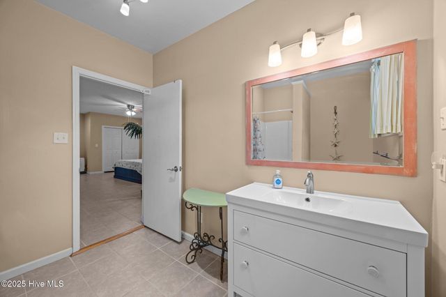 215c Battleground Avenue, New Bern, NC 28560