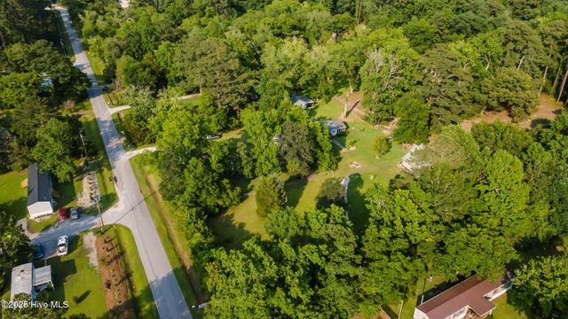215c Battleground Avenue, New Bern, NC 28560