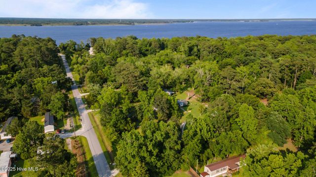215c Battleground Avenue, New Bern, NC 28560