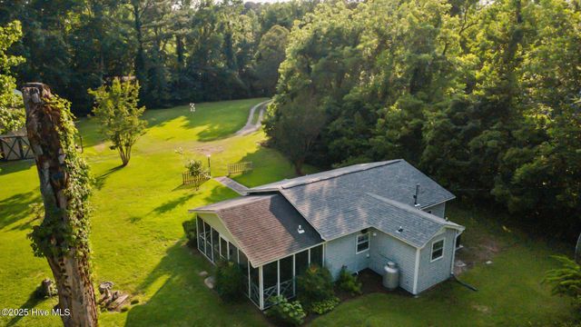 215c Battleground Avenue, New Bern, NC 28560