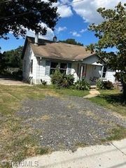 2003 Lees Chapel Road, Greensboro, NC 27405