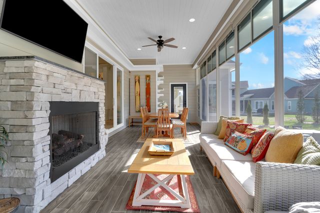 71 Slalom Cir, Winchester, TN 37398