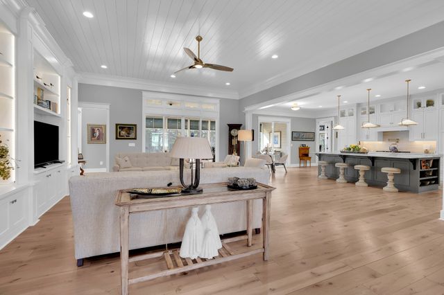 71 Slalom Cir, Winchester, TN 37398