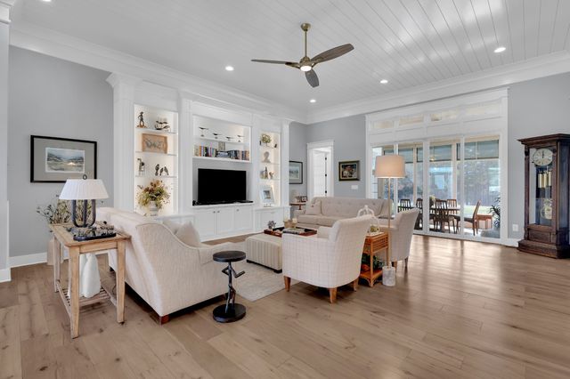 71 Slalom Cir, Winchester, TN 37398