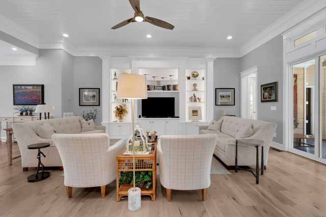 71 Slalom Cir, Winchester, TN 37398