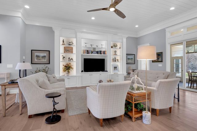 71 Slalom Cir, Winchester, TN 37398