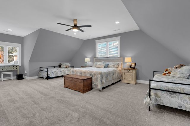 71 Slalom Cir, Winchester, TN 37398