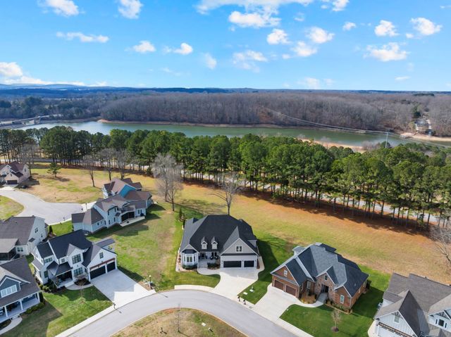71 Slalom Cir, Winchester, TN 37398