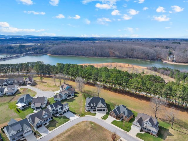 71 Slalom Cir, Winchester, TN 37398