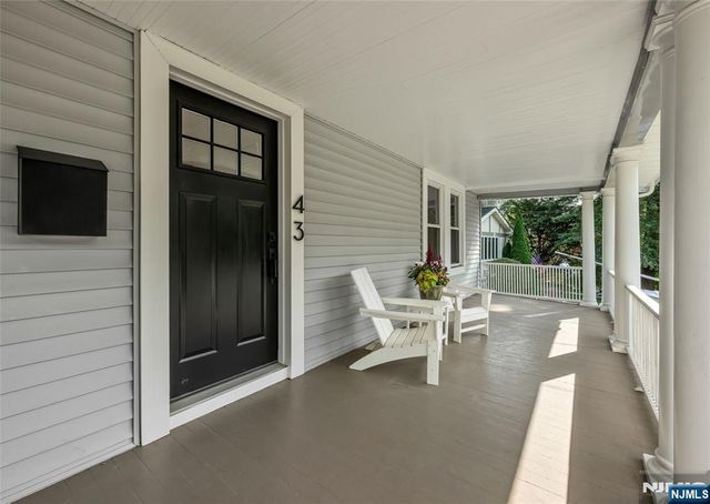 43 Garfield Place, Ridgewood, NJ 07450
