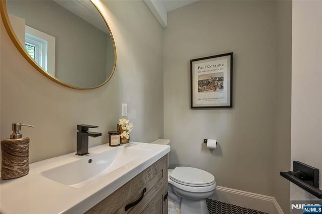 43 Garfield Place, Ridgewood, NJ 07450