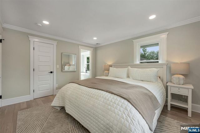 43 Garfield Place, Ridgewood, NJ 07450