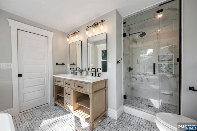 43 Garfield Place, Ridgewood, NJ 07450
