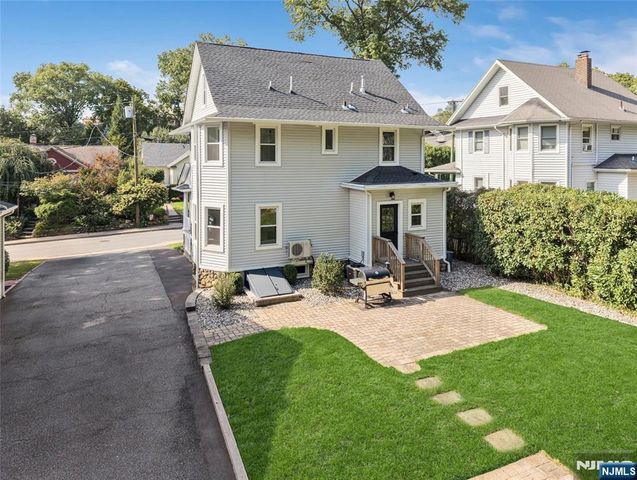 43 Garfield Place, Ridgewood, NJ 07450