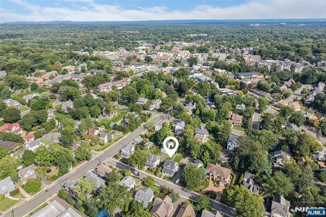 43 Garfield Place, Ridgewood, NJ 07450