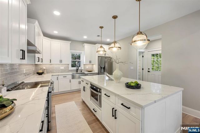 43 Garfield Place, Ridgewood, NJ 07450