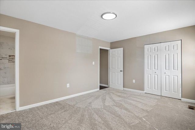 5503 ROLLINS LN, Capitol Heights, MD 20743