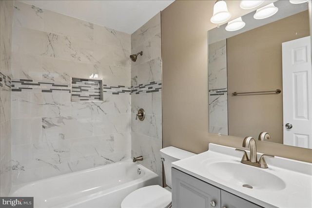 5503 ROLLINS LN, Capitol Heights, MD 20743