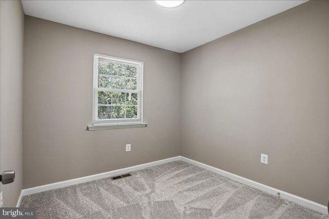 5503 ROLLINS LN, Capitol Heights, MD 20743