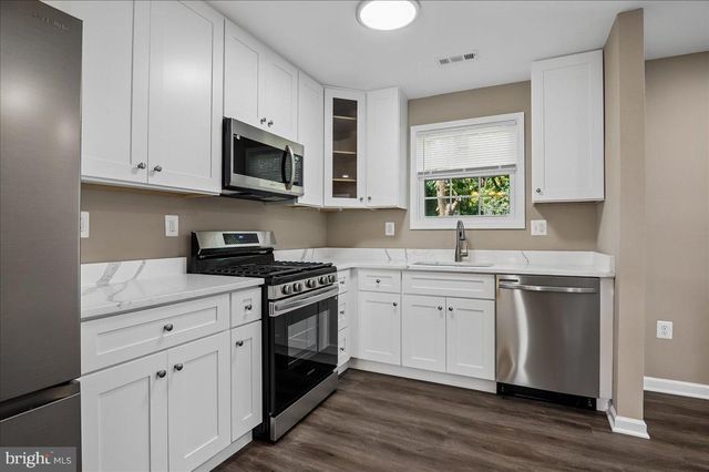 5503 ROLLINS LN, Capitol Heights, MD 20743