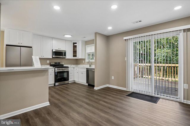 5503 ROLLINS LN, Capitol Heights, MD 20743
