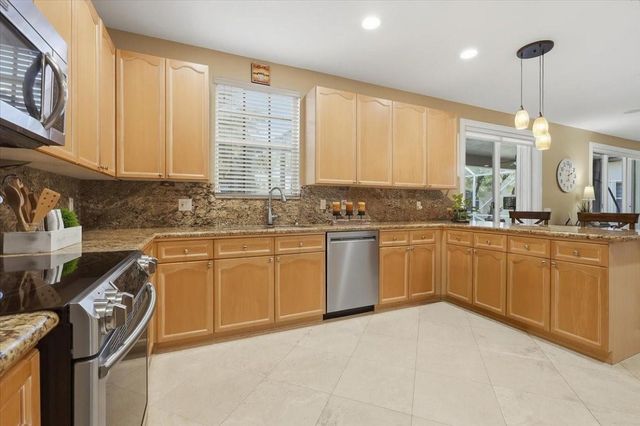 2444 Greenbrier Court, Weston, FL 33327