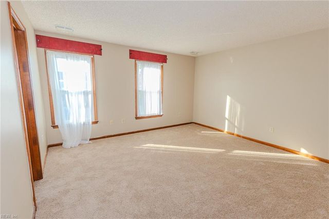 808 Federal CT, Virginia Beach, VA 23462