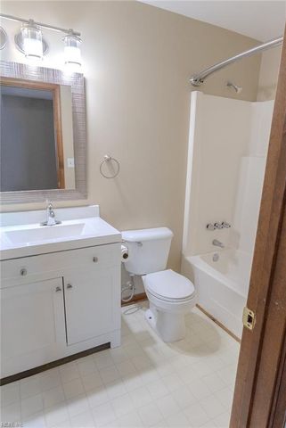 808 Federal CT, Virginia Beach, VA 23462