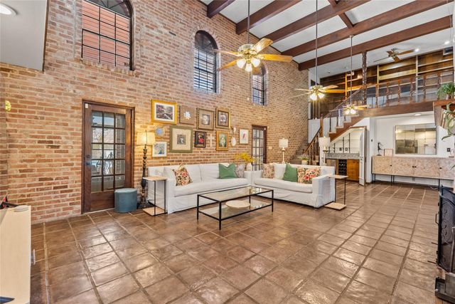 10 Colony Park Drive, Galveston, TX 77551