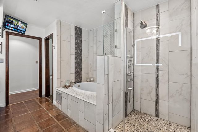 10 Colony Park Drive, Galveston, TX 77551