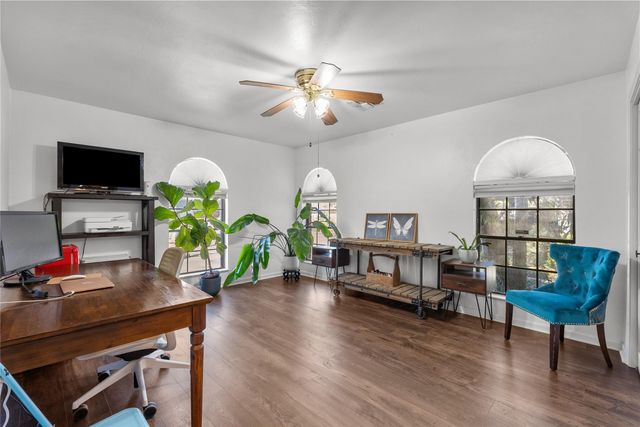 10 Colony Park Drive, Galveston, TX 77551