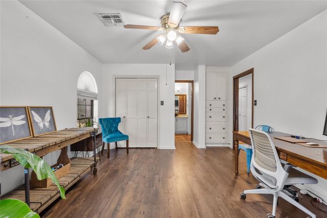 10 Colony Park Drive, Galveston, TX 77551