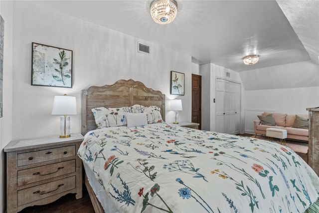 10 Colony Park Drive, Galveston, TX 77551