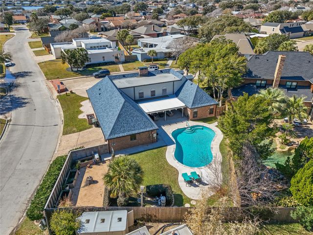 10 Colony Park Drive, Galveston, TX 77551