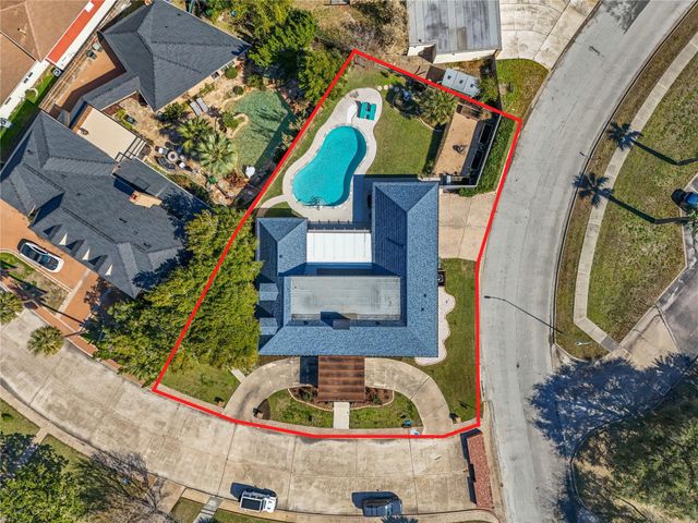 10 Colony Park Drive, Galveston, TX 77551