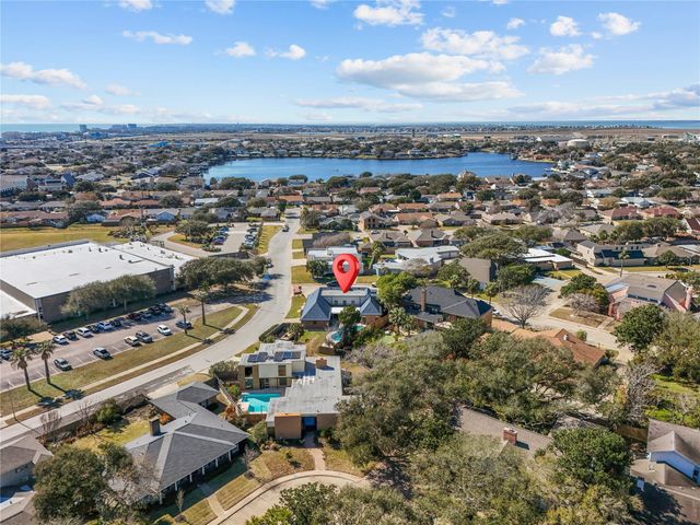 10 Colony Park Drive, Galveston, TX 77551