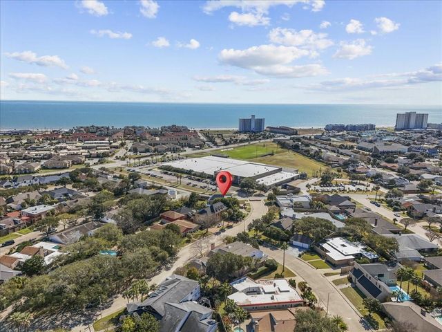10 Colony Park Drive, Galveston, TX 77551