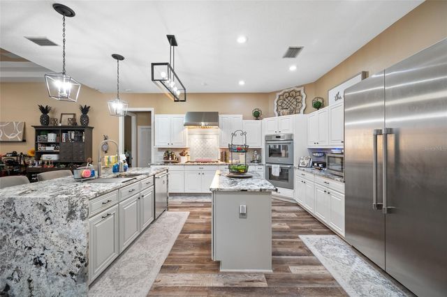7888 BAYOU CLUB BOULEVARD, Seminole, FL 33777