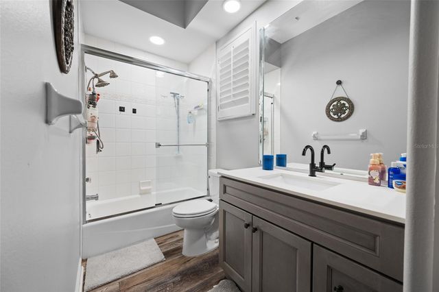 7888 BAYOU CLUB BOULEVARD, Seminole, FL 33777